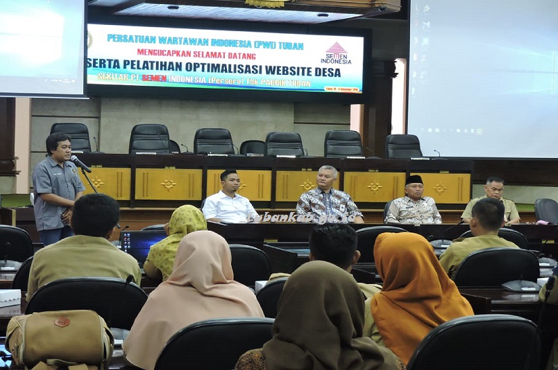 PWI dan PT SI Berikan Pelatihan Jurnalistik dan Optimalkan Website Desa